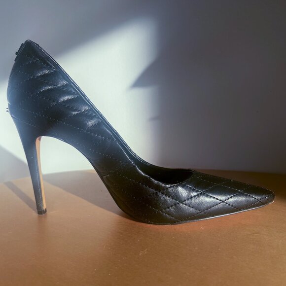 Karl Lagerfeld Paris Heels - Picture 5 of 11